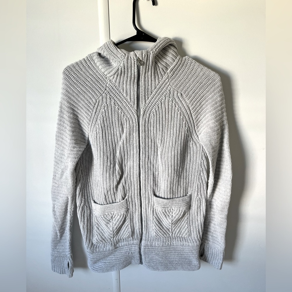 Lululemon (Ivivva) sweater